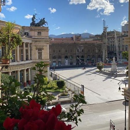 Da Nelly Al Politeama Apartment Palermo Exterior photo